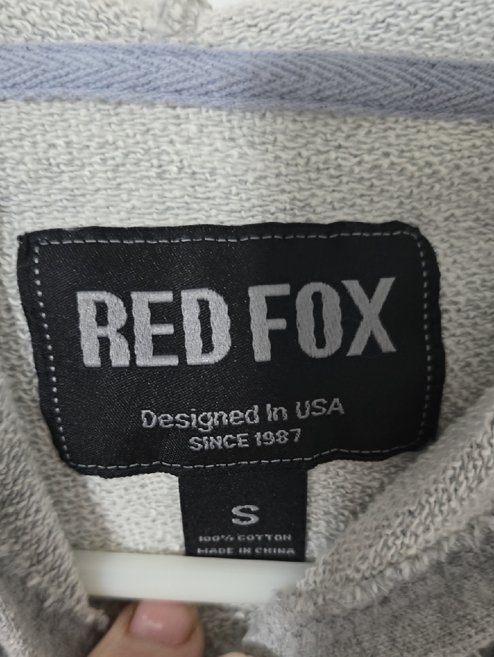 Red Fox - Picture 2 of 3